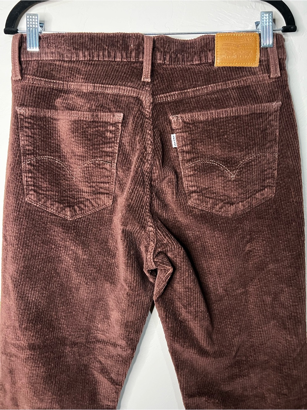 Levis Premium Quality 724 High Rise Straight Corduroy Chocolate Brown Pants - Picture 9 of 13